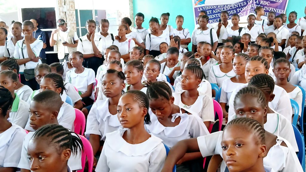 Kasaï Central : La ministre provinciale du Genre Famille et Enfant, Marie Isabelle Bampende lance les activités de la célébration de la journée internationale de la jeune fille à Kananga