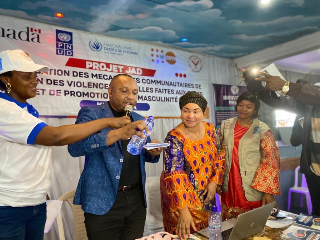 Littérature : le livre « Bâtir la prévention des violences basées sur le genre à la racine» de Nathalie Kambala porté sur les fonts baptismaux à Kinshasa