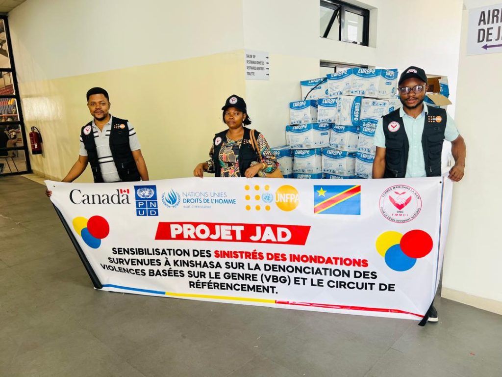 Kinshasa : appuyée par PNUD et UNFPA, l&rsquo;ONG FMMDI sensibilise plus de 3000 sinistrés des inondations sur la dénonciation des cas VBG et le numéro vert