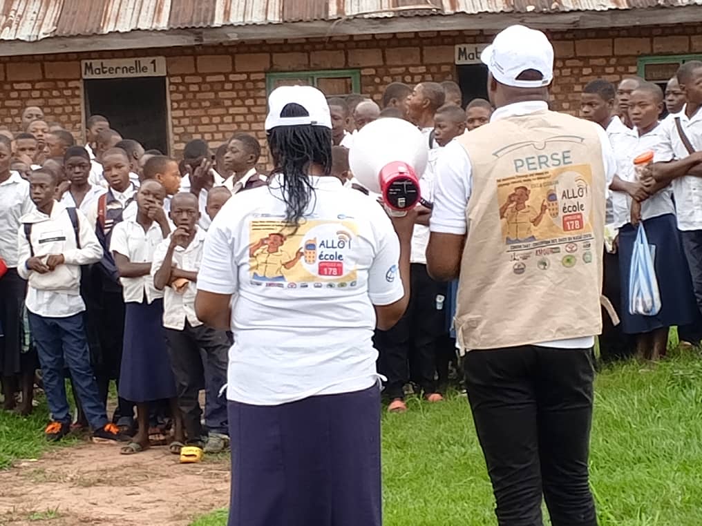 Projet PERSE : l’ONG FMMDI sensibilise les élèves et enseignants contre les abus sexuels en milieu scolaire à Dibaya